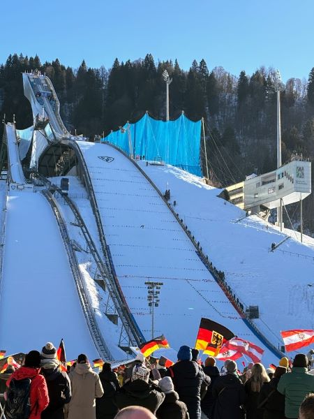 Olympiastadion Garmisch-Partenkirchen, Skisprungschanze, Großschanze, Neujahrsskispringen; Vierschanzentournée