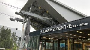 Seilbahn Zugspitze, Revision