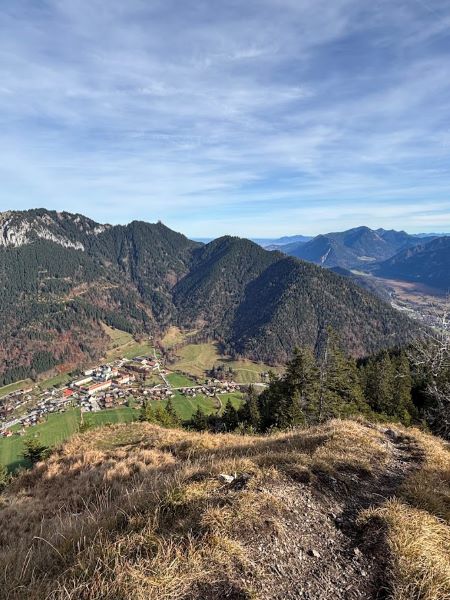 Am Ochsensitz-Gipfel, Ammergebirge, Kloster Ettal, Familienwanderung Garmisch